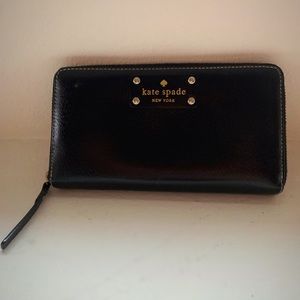 Kate Spade zip-around wallet